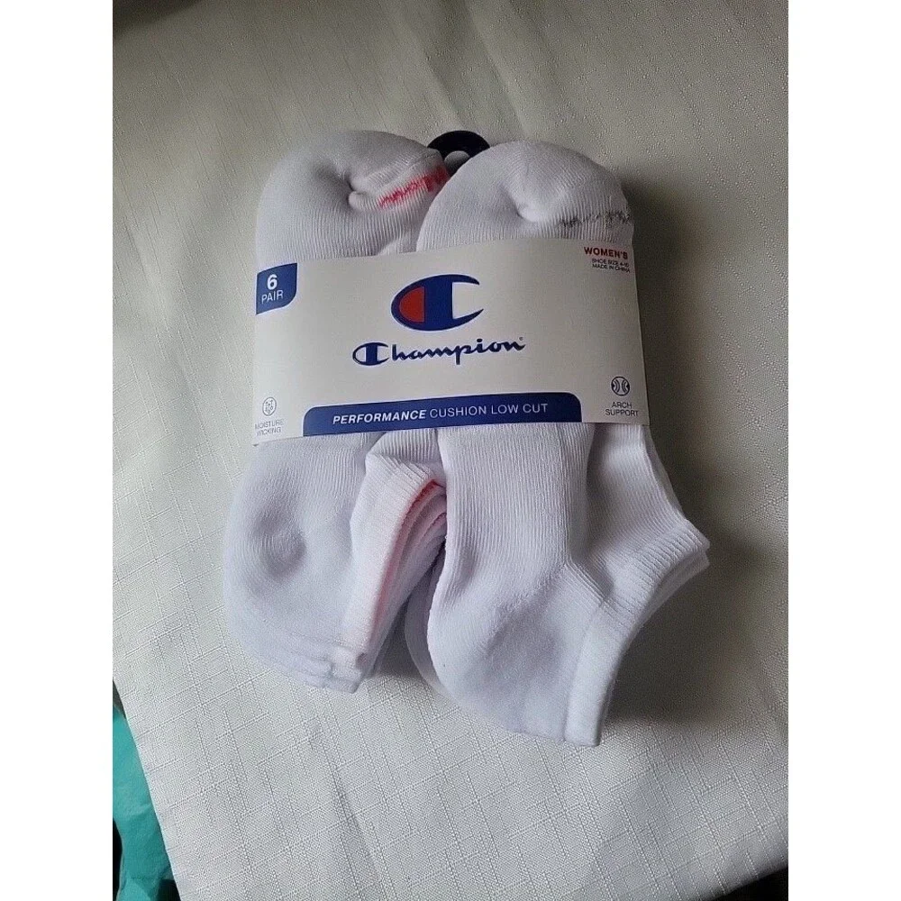 CHAMPION SOCKS WOMEN'S - LOW CUT  WHITE  - SHOE SZ 4-10 PACK 6